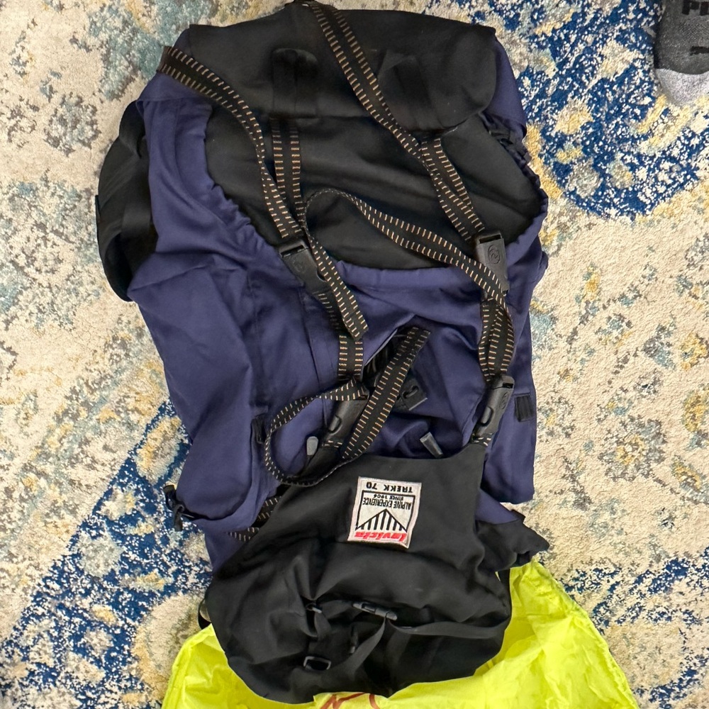 Invicta backpack - Picture 3 of 9